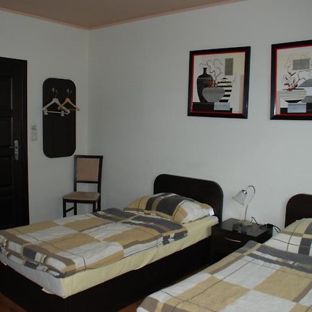 Villarenoma Nadarzyn Εξωτερικό φωτογραφία