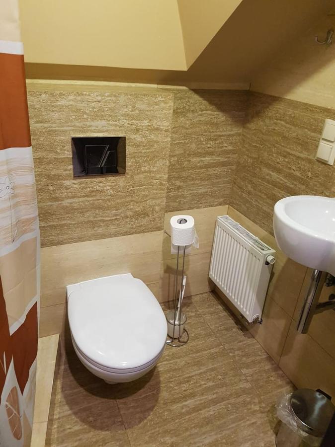 Villarenoma Nadarzyn Εξωτερικό φωτογραφία