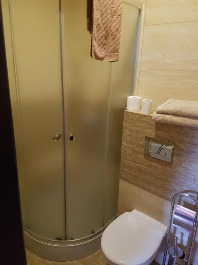 Villarenoma Nadarzyn Εξωτερικό φωτογραφία