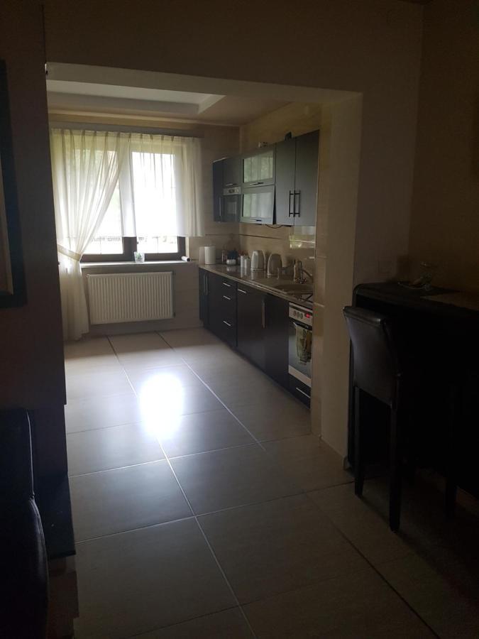 Villarenoma Nadarzyn Εξωτερικό φωτογραφία