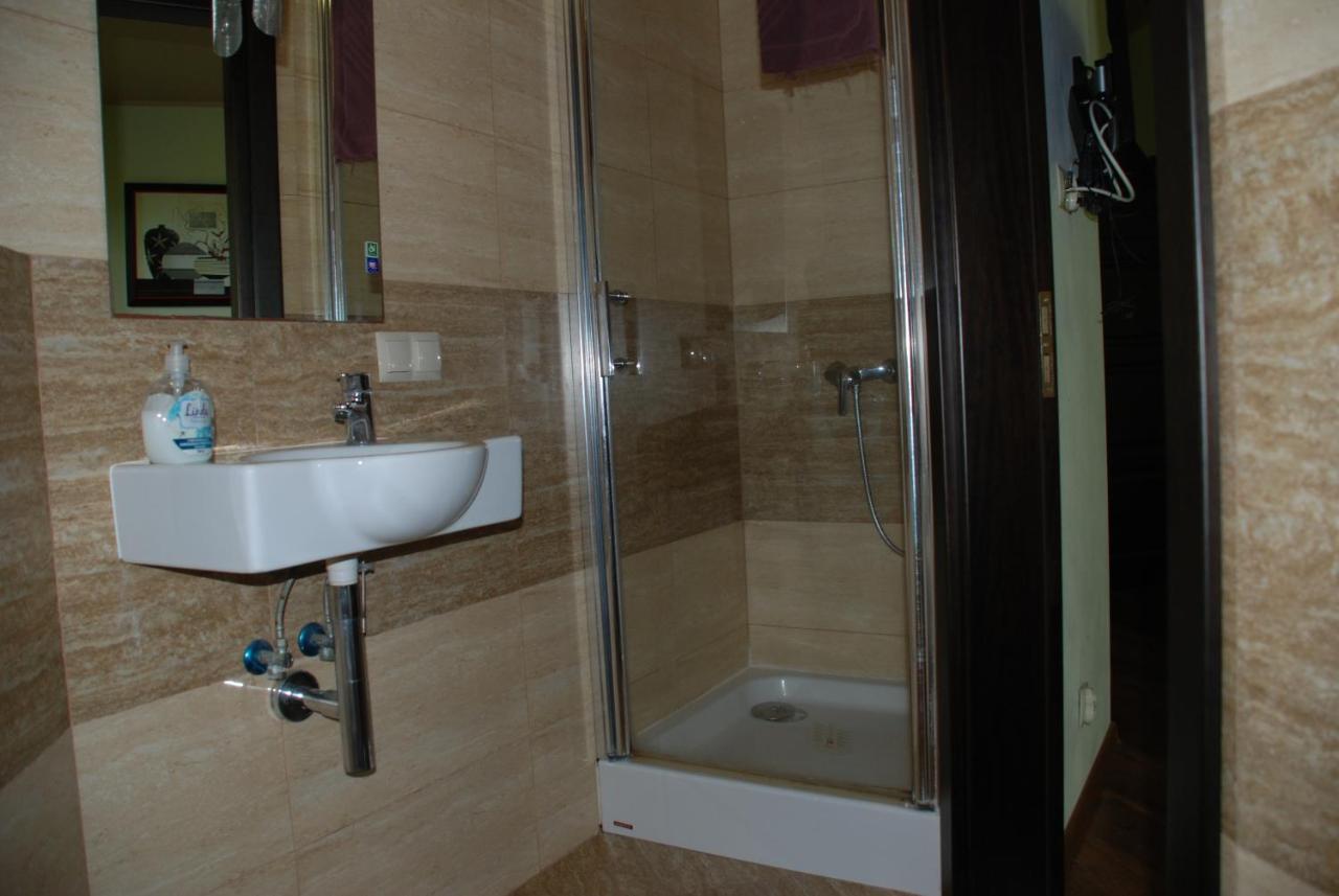 Villarenoma Nadarzyn Εξωτερικό φωτογραφία